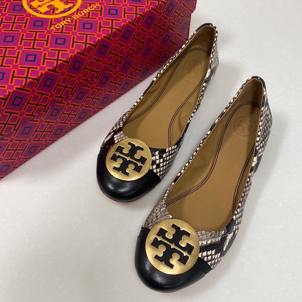 Tory Burch Minnie Cap-Toe Ballet Flat in Warm Roccia